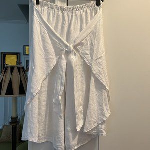 Woman linen shorts